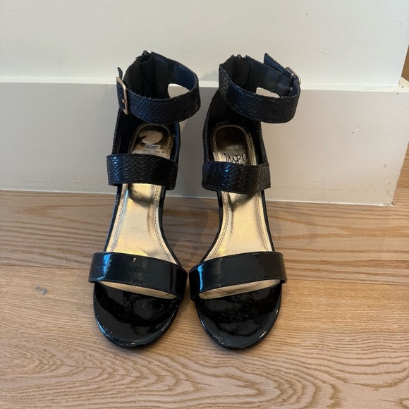 Impo Black Python Snake Print Zip Back Strappy Heels Sz 8 Classic Punk Goth - Picture 2 of 7